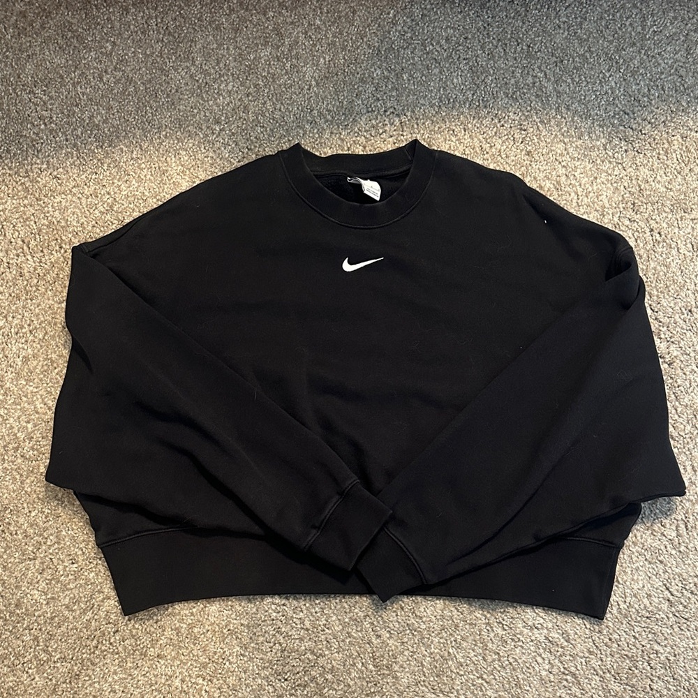 Nike Black Crewneck Sweater